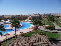 Akassia Swiss Resort Pool (18)