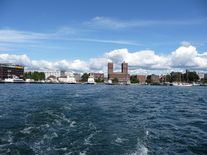 Blick auf Oslo vom Fjord aus