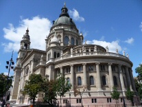 Dom Budapest02